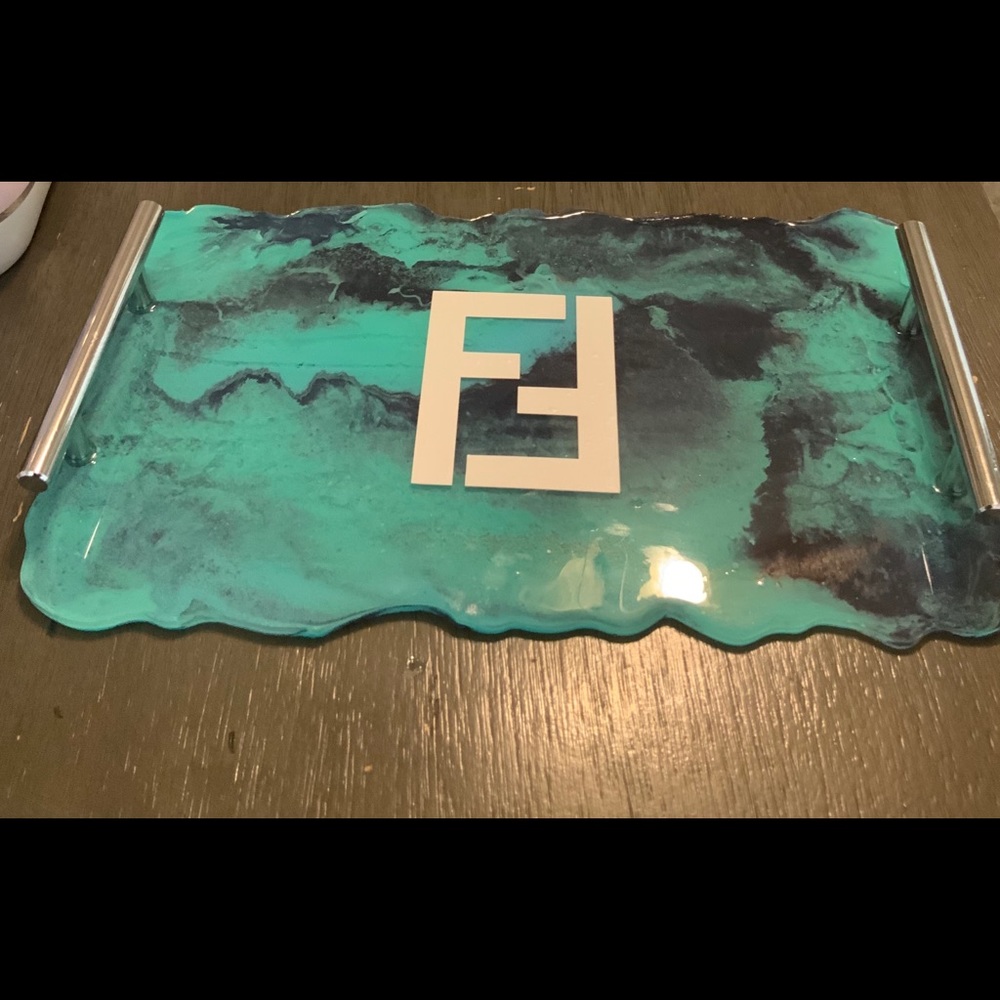 Custom tray